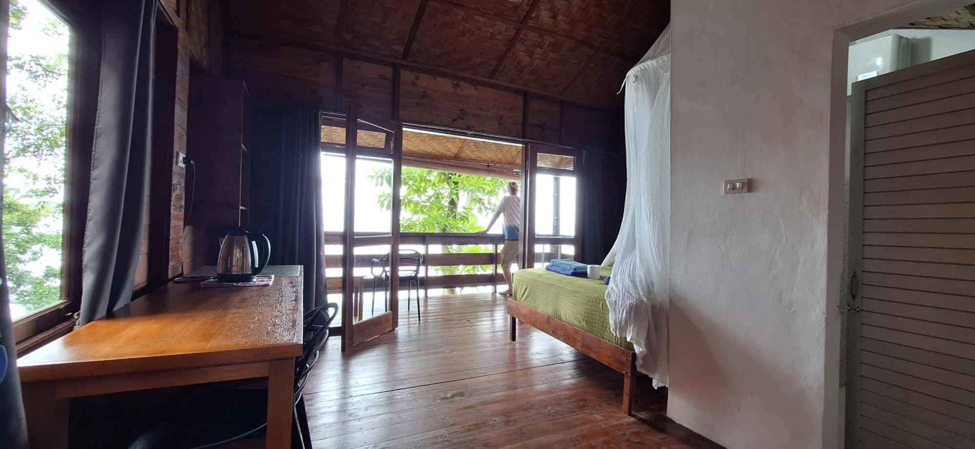 Treetop Guesthouse And Bungalows Sabang  Εξωτερικό φωτογραφία