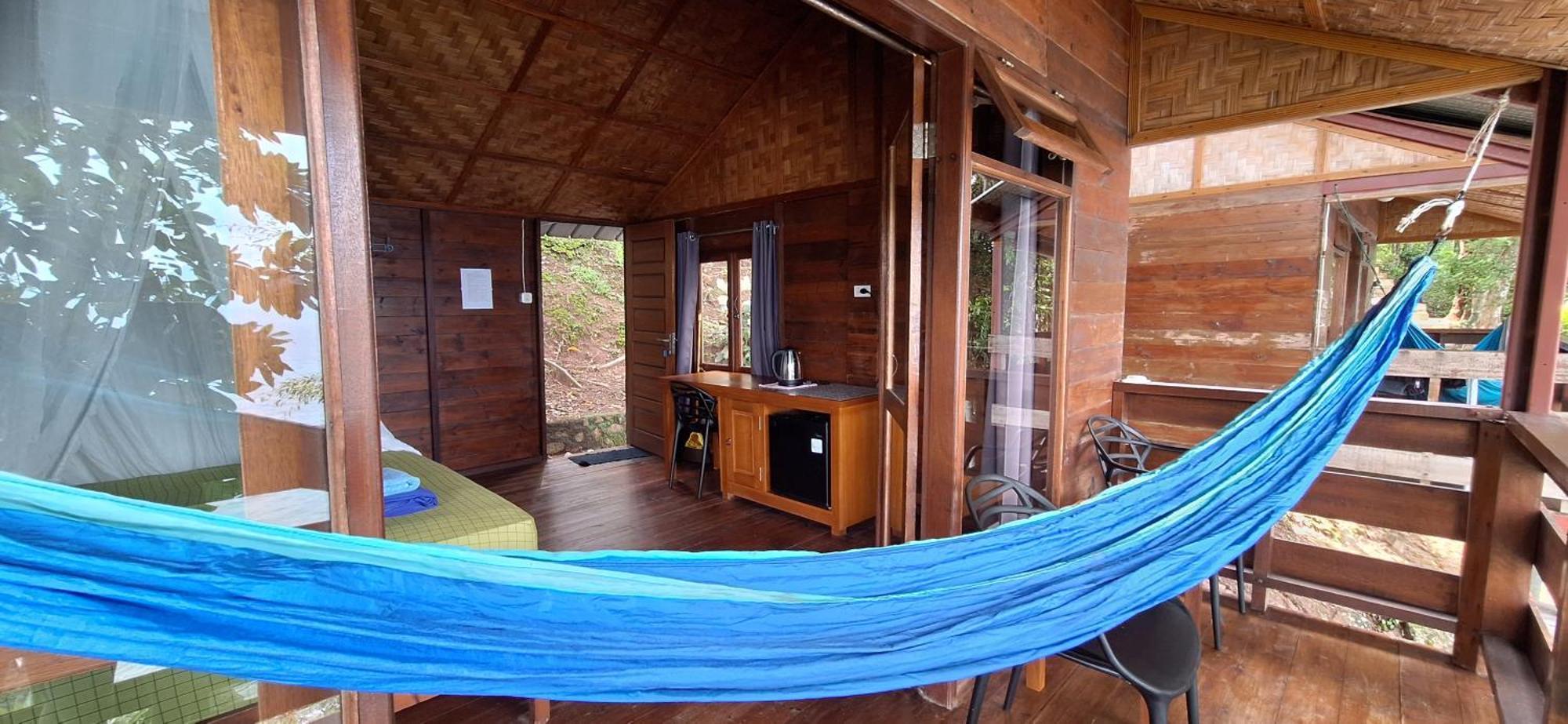 Treetop Guesthouse And Bungalows Sabang  Εξωτερικό φωτογραφία